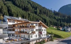 Gradiva Apartments